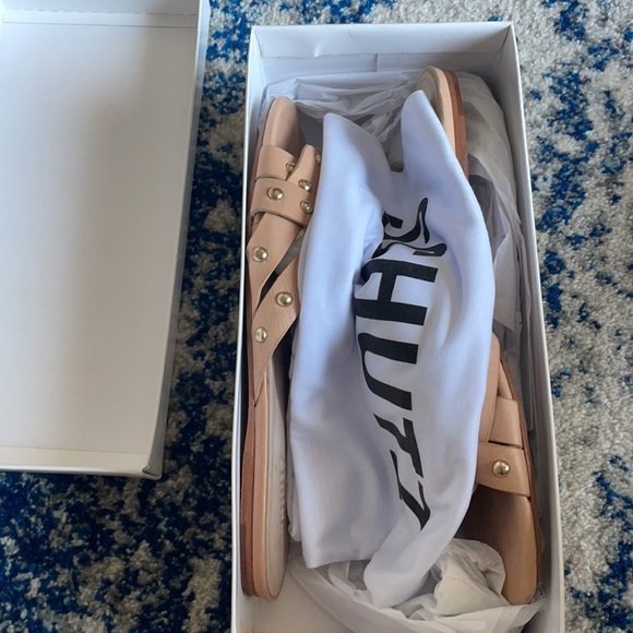 ❌SOLD❌Schutz Betisa Slide in Honey Beige 39 / 9 - Picture 8 of 8